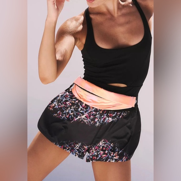 Free People Slim fold Runner Bag - Picture 2 of 10